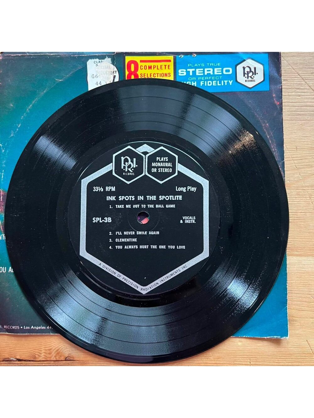 Ink Spots in the Spotlite - Take me Out to the Ball Game 45rpm VG+ R07